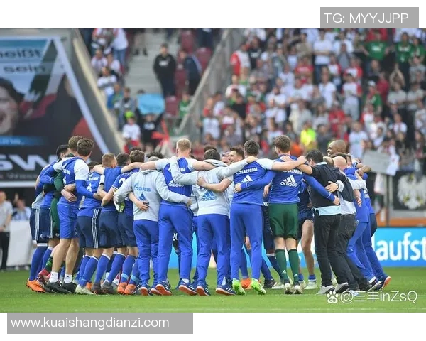 绿茵战火再燃球星凌空劲射点燃全场激情瞬间 绿茵战火再燃球星凌空劲射点燃全场激情瞬间